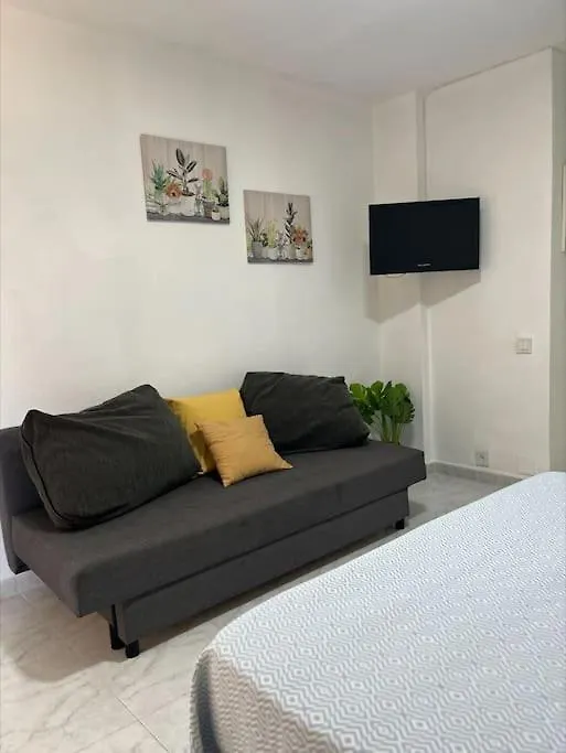 Apartamento Brisas Mediterraneas 베날마데나코스타 아파트